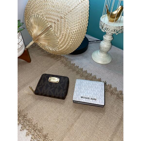 Michael Kors MK Monogram Logo Zipper Snap Fold Wallet Bundle Lot White Brown GUC - Picture 1 of 9